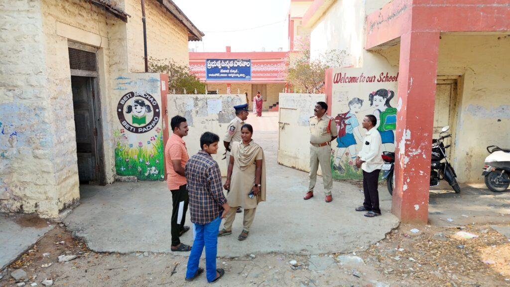 పదవ తరగతి పరీక్షల్లో “పోలీస్ డ్రోన్ “డేగ కన్ను