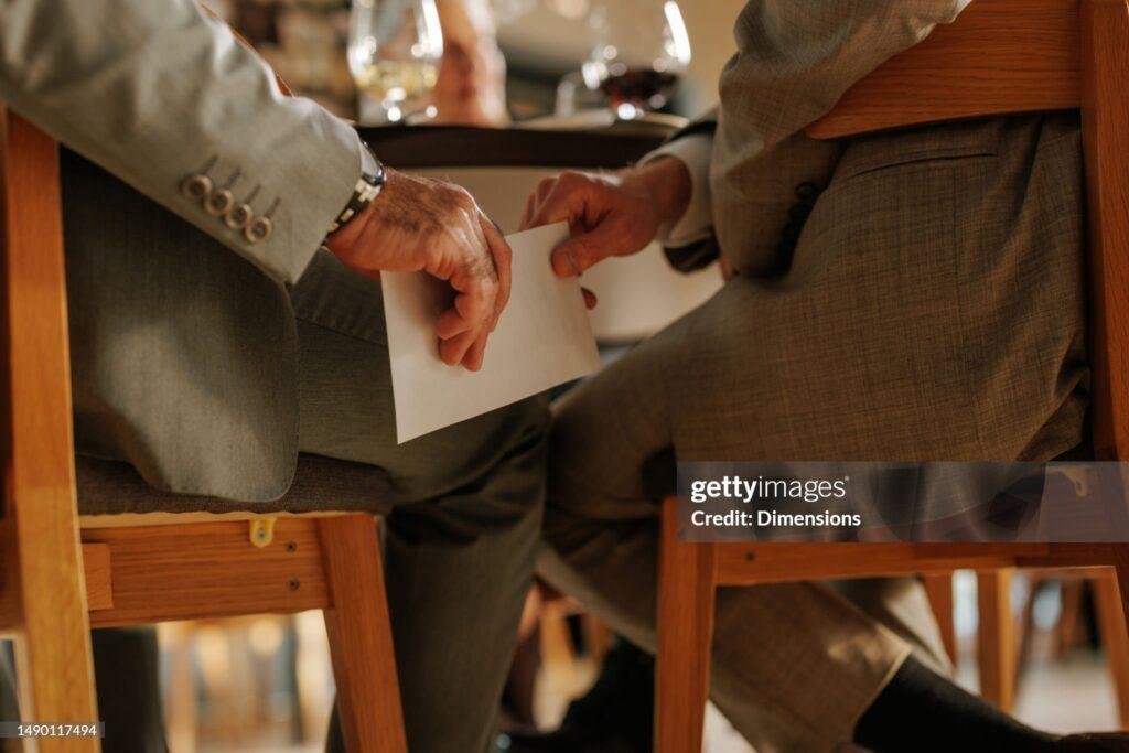 ప్రసాదం లేనిదే స్వామి కరుణించాడా?