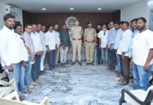 నకిలీ విలేఖర్లకు చెక్; ప్రెస్ స్టిక్కర్లను ఆవిష్కరించిన అన్నమయ్య జిల్లా ఎస్పీ