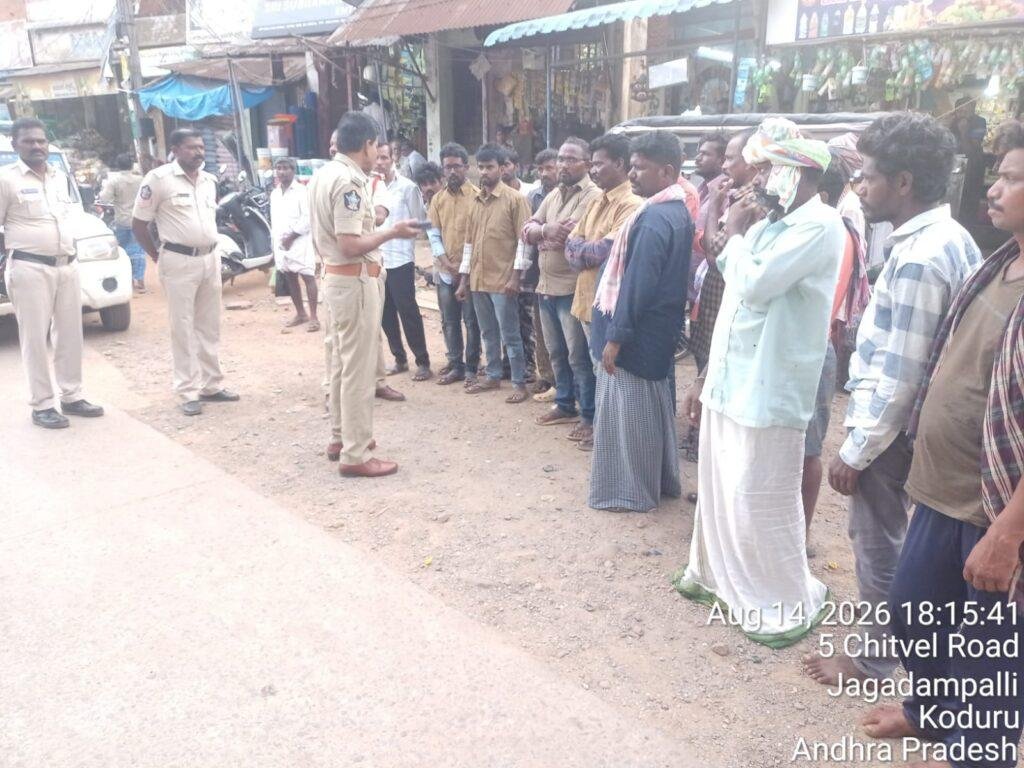 ట్రాఫిక్ సమస్యల నివారణకు చర్యలు – డ్రైవర్లకు రోడ్డు భద్రతపై కౌన్సెలింగ్ 