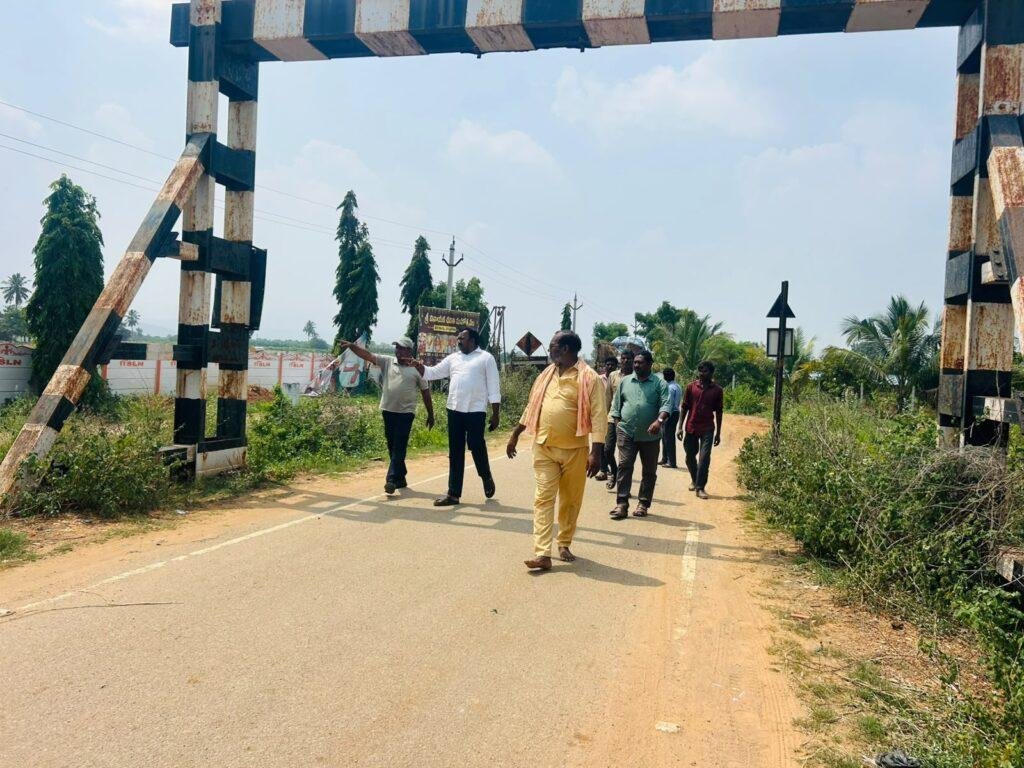 ఎల్ సి గేట్ నెంబర్ 82 ఆర్ఓబి ఏర్పాటు చేయాలి