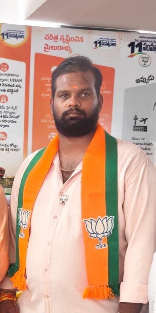 పార్టీ ఆదేశిస్తే పోటీకి సిద్ధమంటున్న బీజేవైఎం యువ మోర్చా కార్యదర్శి
